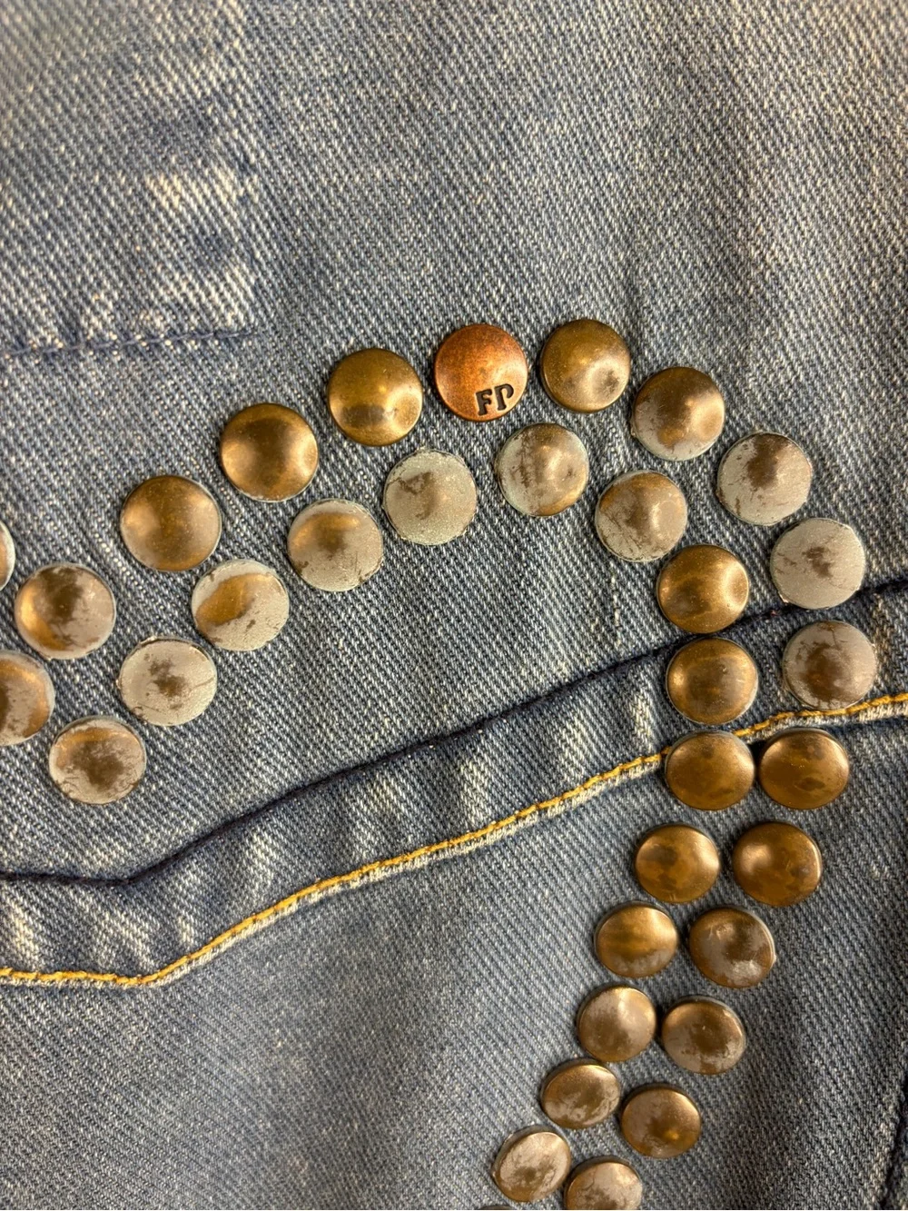 Free People Heart Studded Washed Blue Denim Crop Jacket Woman’s Medium